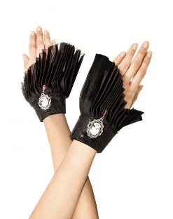 Spirit Halloween Vampire Cameo Glovelettes